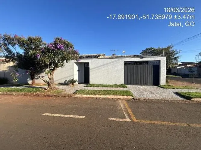 Negócio imperdível Casa no Vila Fatima, Jatai - GO, Nº 2558, 4 quartos, 1 vaga, 375m² | L