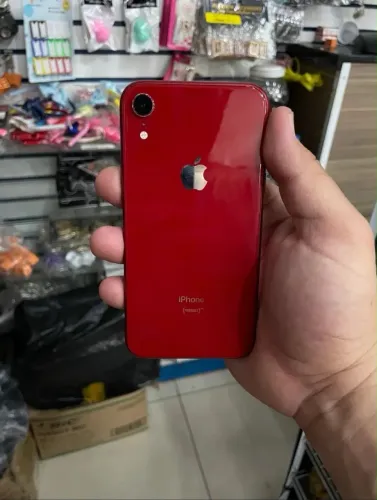 IPHONE XR 64gb