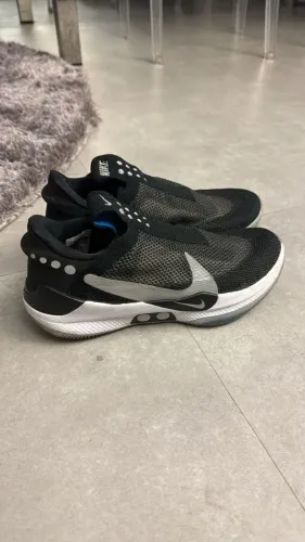 Nike adapt bb black purê (com carregador)