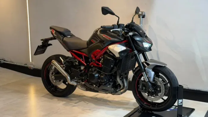 KAWASAKI Z 900