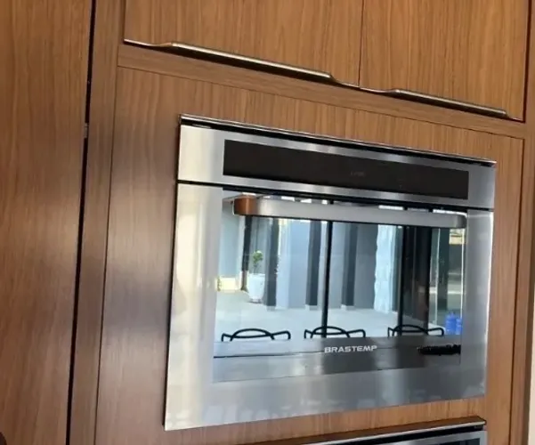 Vendo forno microondas de embutir 40L Brastemp