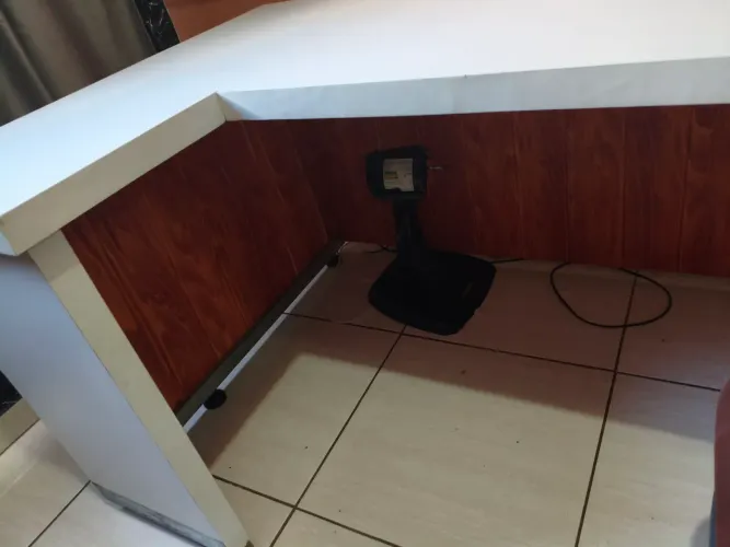 Mesa em MDF planejada reforçada oportunidade