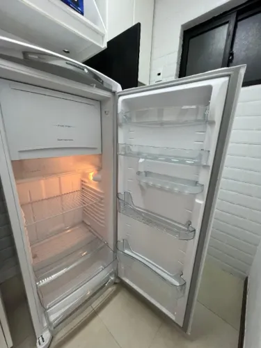 Geladeira Consul Frost Free 300L CRB36 | Excelente Estado