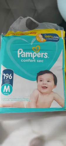 Fralda Pampers confort sec 196 unidades