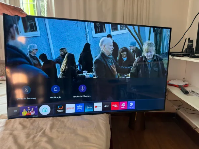 TV LED 32" Samsung Série 4 2 HDMI UN32EH4000G