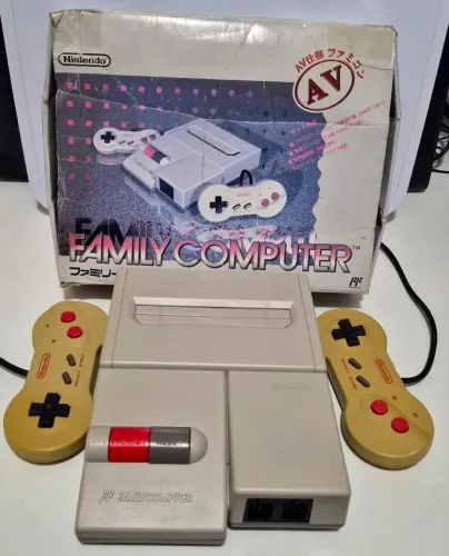 Nintendinho Family Computer Top Loader
