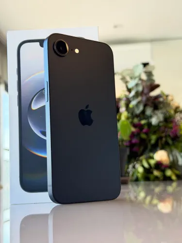 iPhone 16E 128GB Impecável