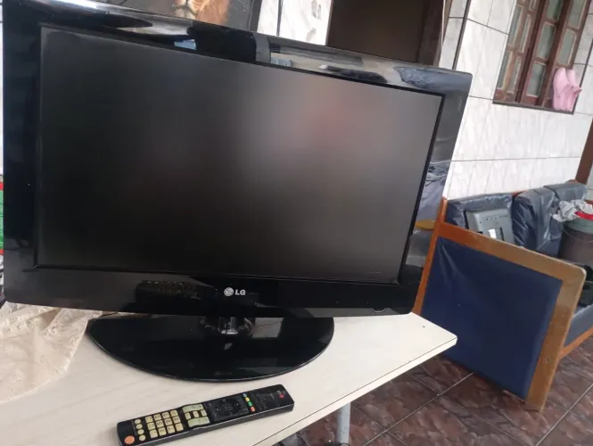 Tv LG 28 polegadas (COM DEFEITO)