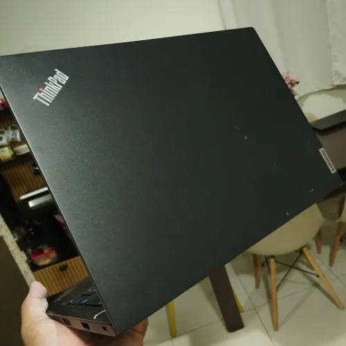 NOTEbook ThinkPad empresarial i5 11th ( rápido)