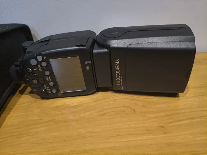 Flash Externo Yongnuo YN565EX III seminovo