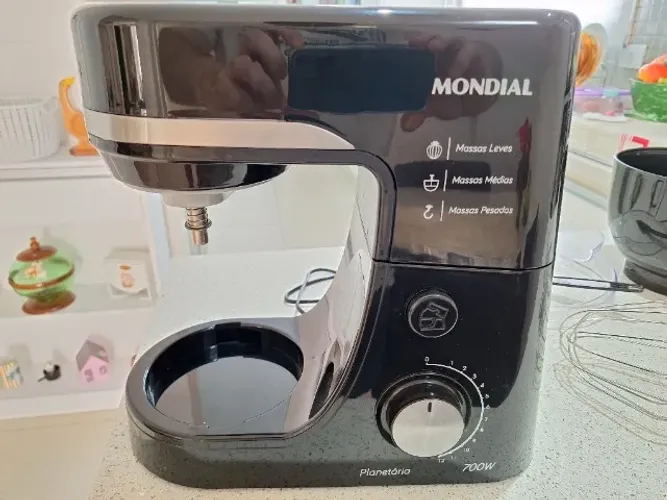Batedeira Planetária Mondial 700W