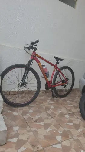 Bicicleta aro 29 / aceito troca .
