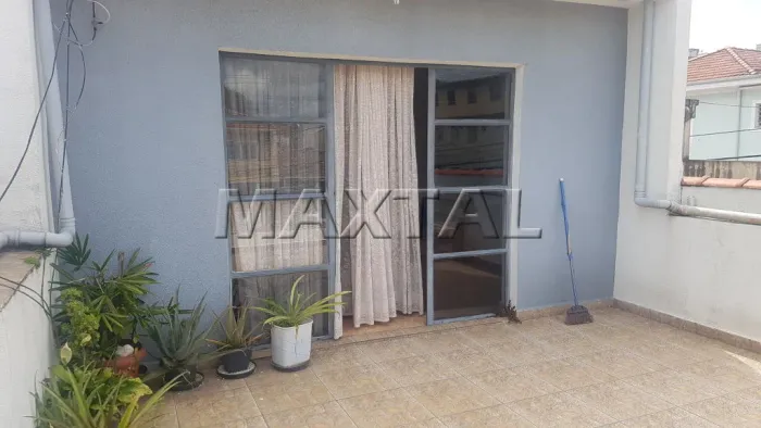 Sobrado à venda na Avenida Imirim, terreno 5 de frente 3 dormitórios, 2 salas e um salão c