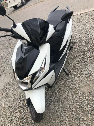 Honda Elite novinha