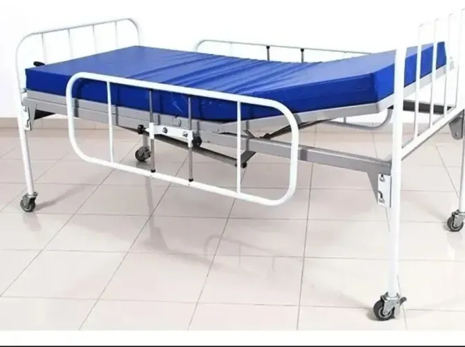 Cama hospitalar 2 movimentos+ colchão