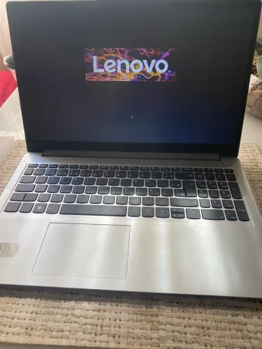 Notbook Lenovo 