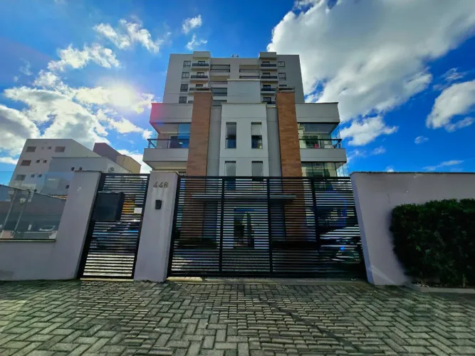 Apartamento para venda em Gravatá com 2 quartos, sendo 1 suíte, 75m²