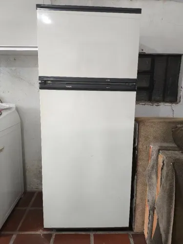 Geladeira Consul Biplex 220v - Funcionando.