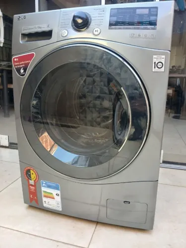 Lava e seca LG 11kg