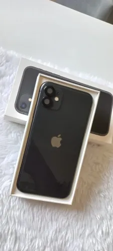 iPhone 11 64GB - Excelente Estado