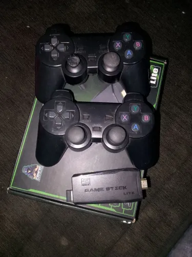 Vídeo game  stick 4k  dóis controles 