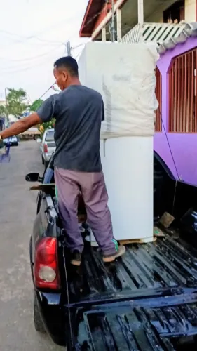 Frete Fretes c ajudante aqui