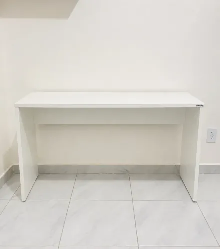 Mesa Home Office Domoby | Menos de 1 Ano | Estado de Nova