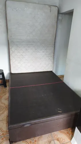 Cama box com colchão