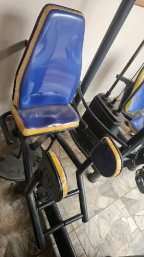Cadeira abdutora. Marca manejo linha evolution bateria de peso 105kg. Tubular de 4 polegas