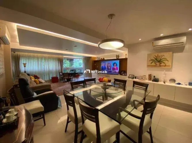 Cobertura residencial de 266 m² com 4 quartos em Icaraí, Niterói