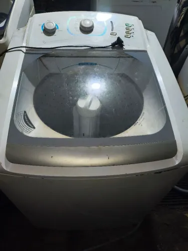 Máquina eletrolux 15 kilos 