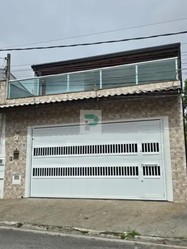 Sobrado para Venda em Mogi das Cruzes, Residencial Algarve, 3 dormitórios, 3 suítes, 5 ban