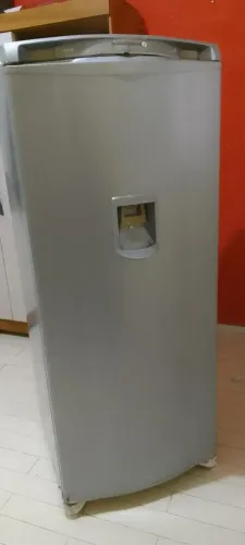 vendo geladeira usada