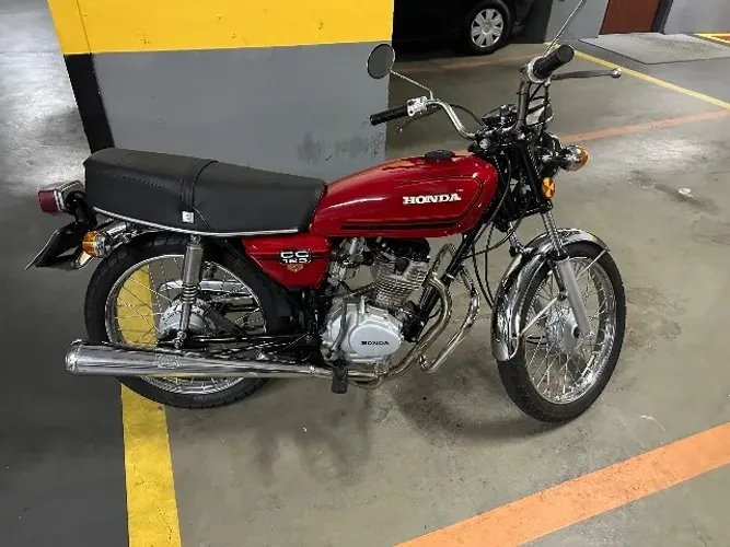 Vendo Honda CG 125 do ano 1982