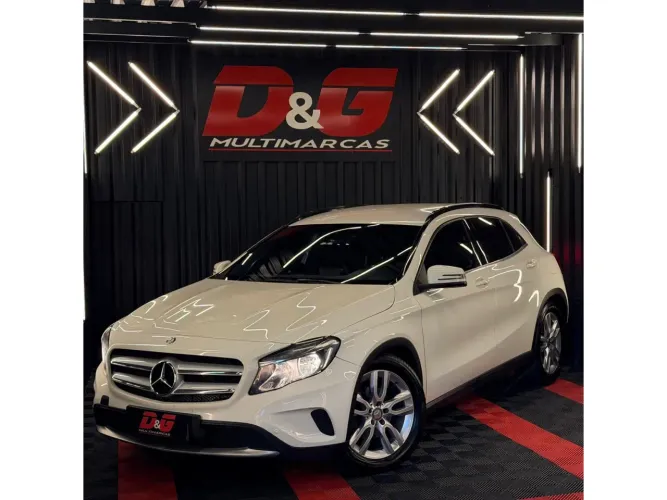 Mercedes-Benz GLA 200 Vis. Black ED. 1.6 TB 16V Aut. 2015