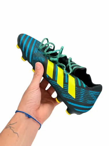 Chuteira Nemeziz Messi Adidas