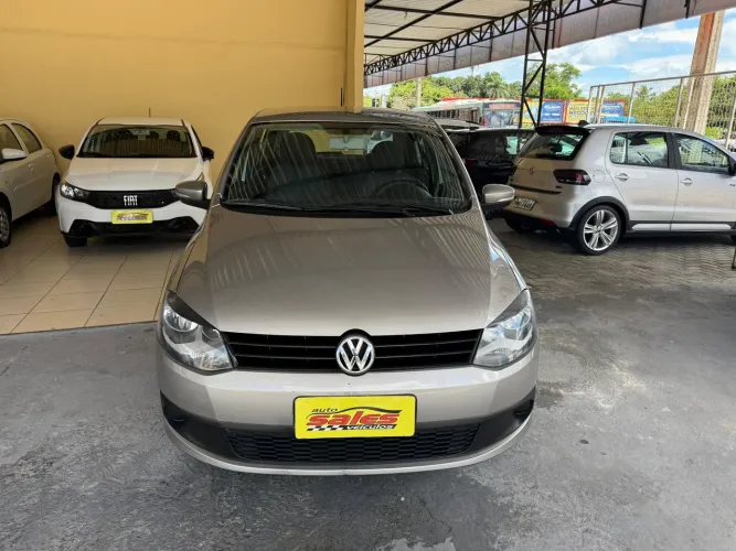 Volkswagen Fox 1.0 MI Total Flex 8V 5P 2012