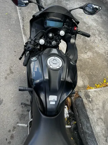 Moto yamaha r15