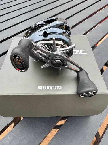 Carretilha Shimano Aldebaran dc