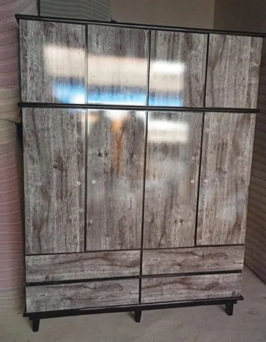 Guarda-roupa 