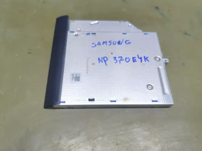 Gravador De Dvd Samsung Np370e4k Ativ Book 3 Prata E Preto