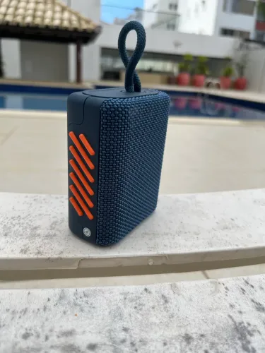 JBL Go3