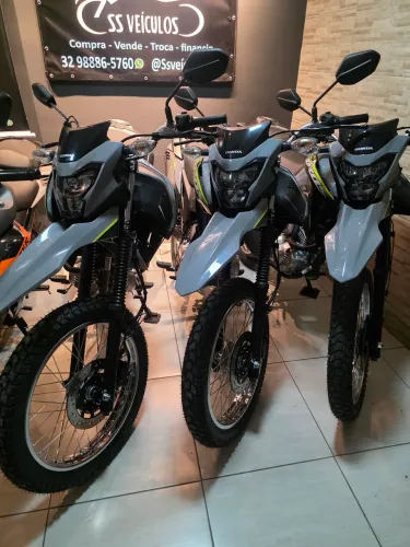 SERRÊ E LÉO MOTOS BROS 26 CINZA COM ABS
