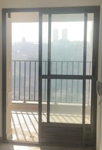 Portas balcão 2 folhas alumínio cinza 1.50 largura x 2.16 altura.