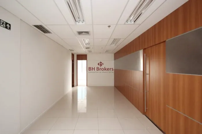 EXCELENTE OPORTUNIDADE COMERCIAL PARA LOCAÇÃO