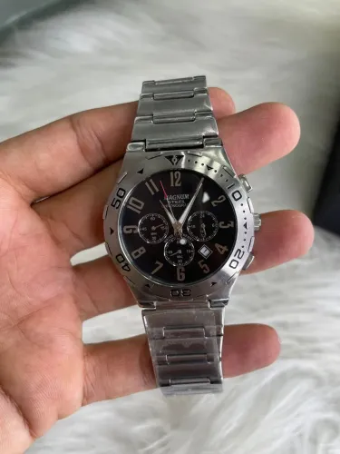 Relógio Magnum Original Quartzo Tam 42mm Ponteiros menores funcionais Envio Correios 