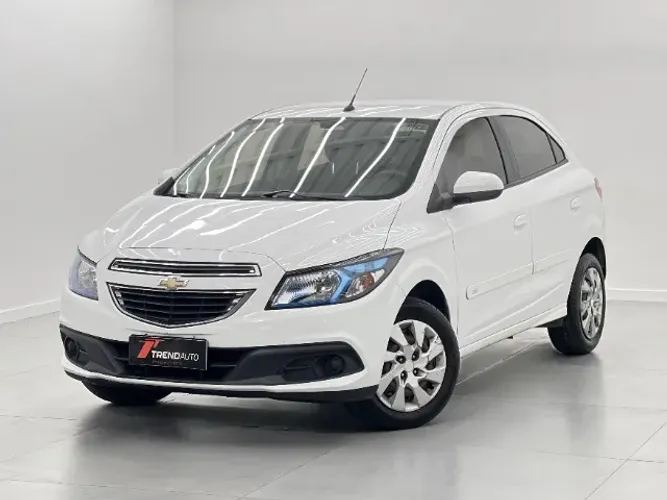 Chevrolet Onix Hatch LT 1.4 8V Flex Power Mec. 4P 2016