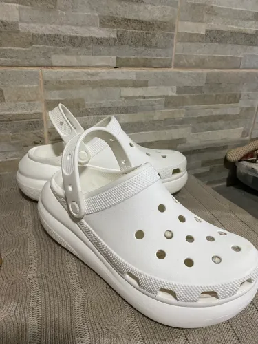 Crocs Classic Mega Crush Clog tamanho 39/40