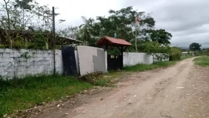 Chácara com 4 quartos à Venda, Parque Vergara - Itanhaém