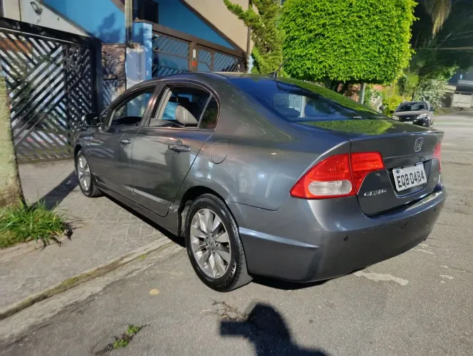 Honda Civic Sed. Lxl/lxl SE 1.8 Flex 16V Mec. 2010